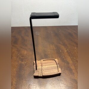Wooden & Metal Headphones Holder Display Stand w/wallet / AirPods etc. tray New